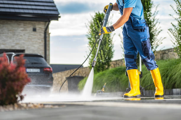 Best Sidewalk and Walkway Cleaning  in Lawtey, FL